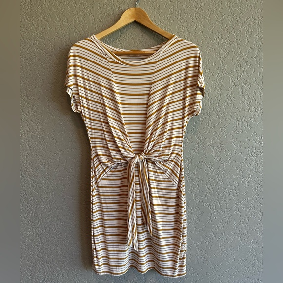 Altar’d State Front Tie Tee Shirt Dress, SIze Large - Picture 1 of 5